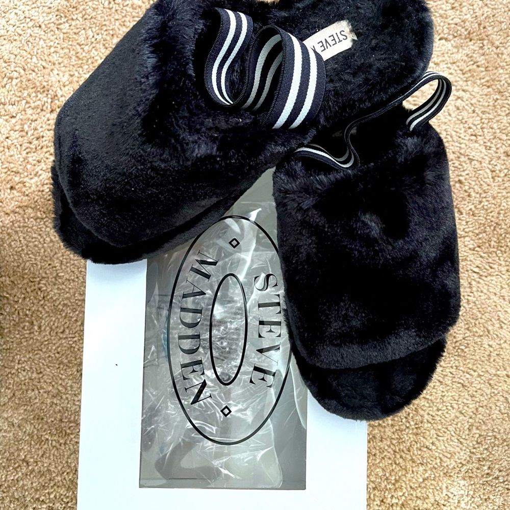 Steve Madden Fur Slippers | Size 8